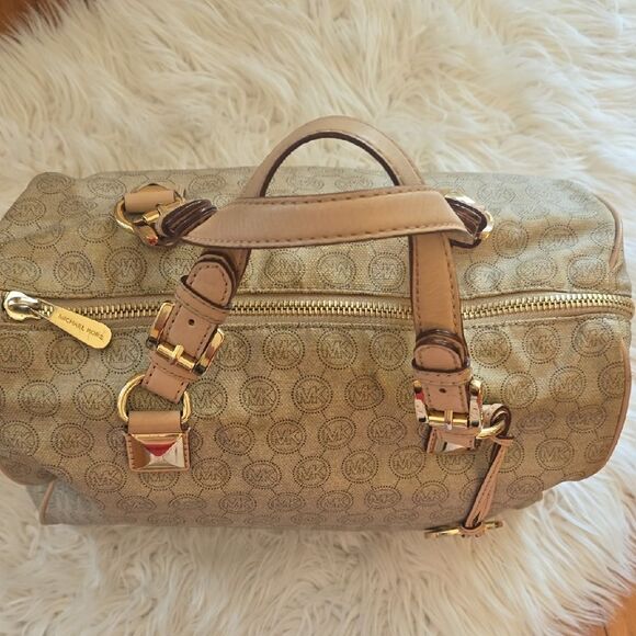 Michael Kors Medium Duffel Tan Satchel with Gold Accents - Picture 12 of 12